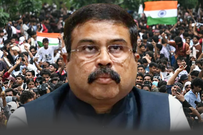 অবশেষে ভারতের শিক্ষামন্ত্রী ধর্মেন্দ্র প্রধানের পদত্যাগ